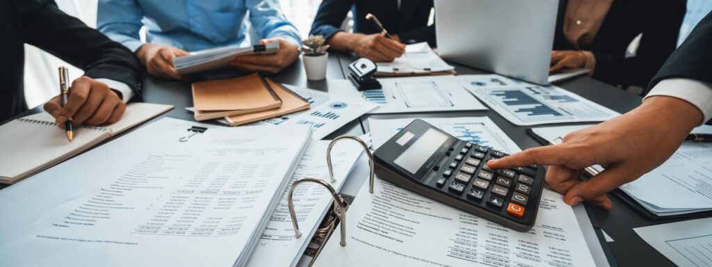 professional accounting team office